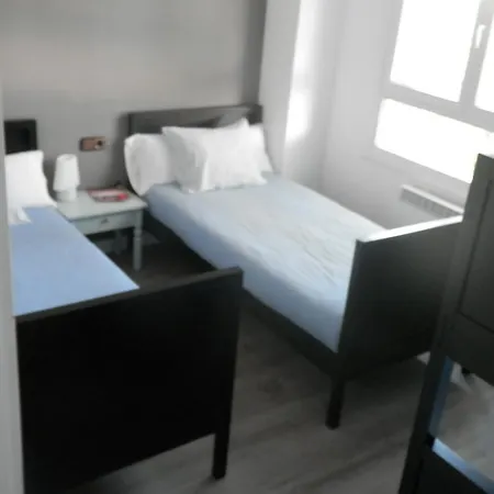 H.A.N.D Surf Hostel Langre  Chambre photo
