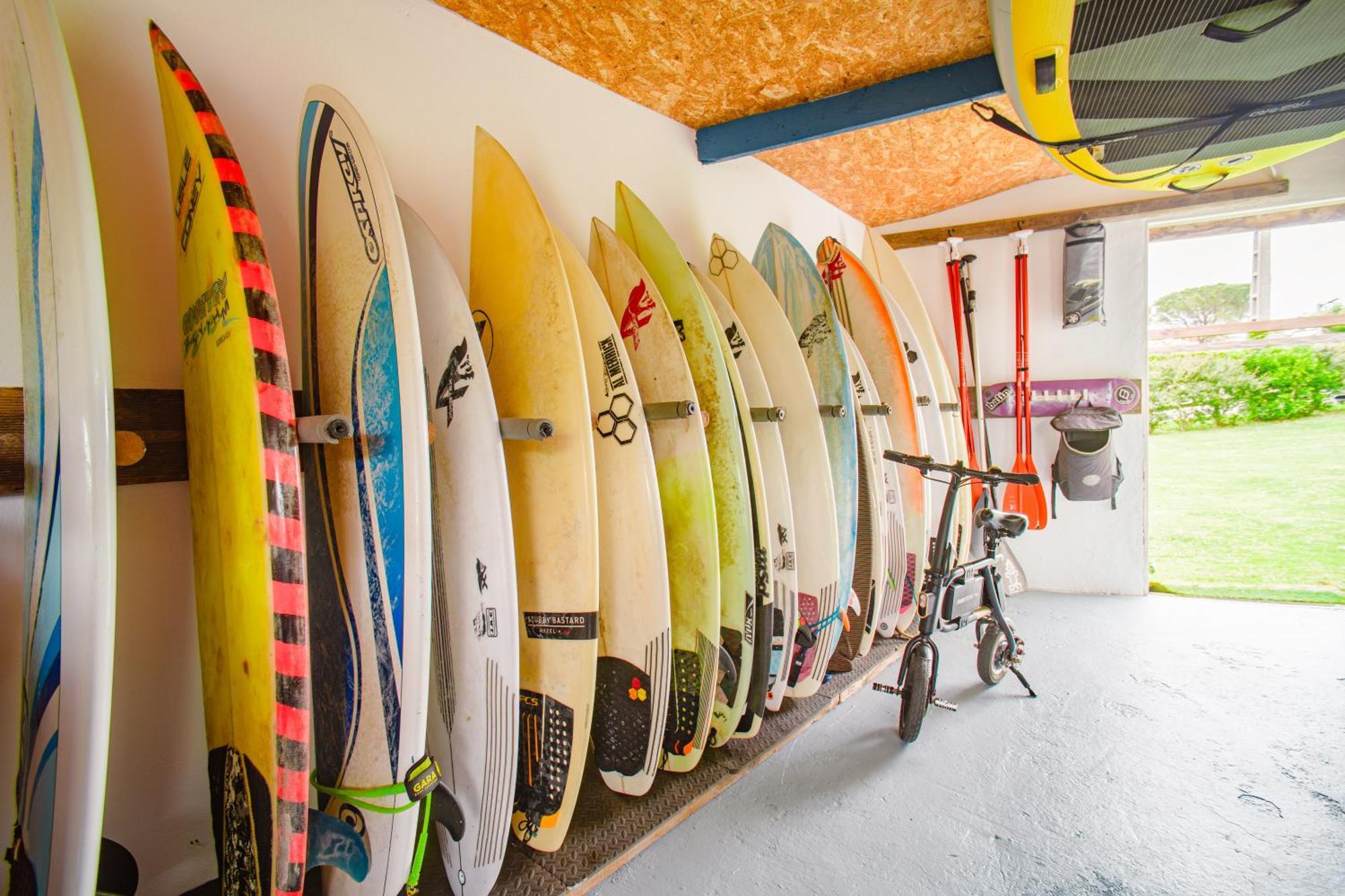 H.a.n.d Surf