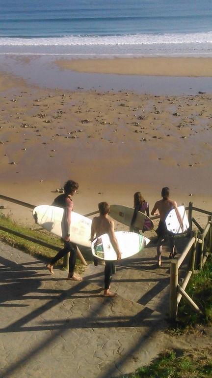 Gasthuis H.a.n.d Surf Langre (Cantabria)